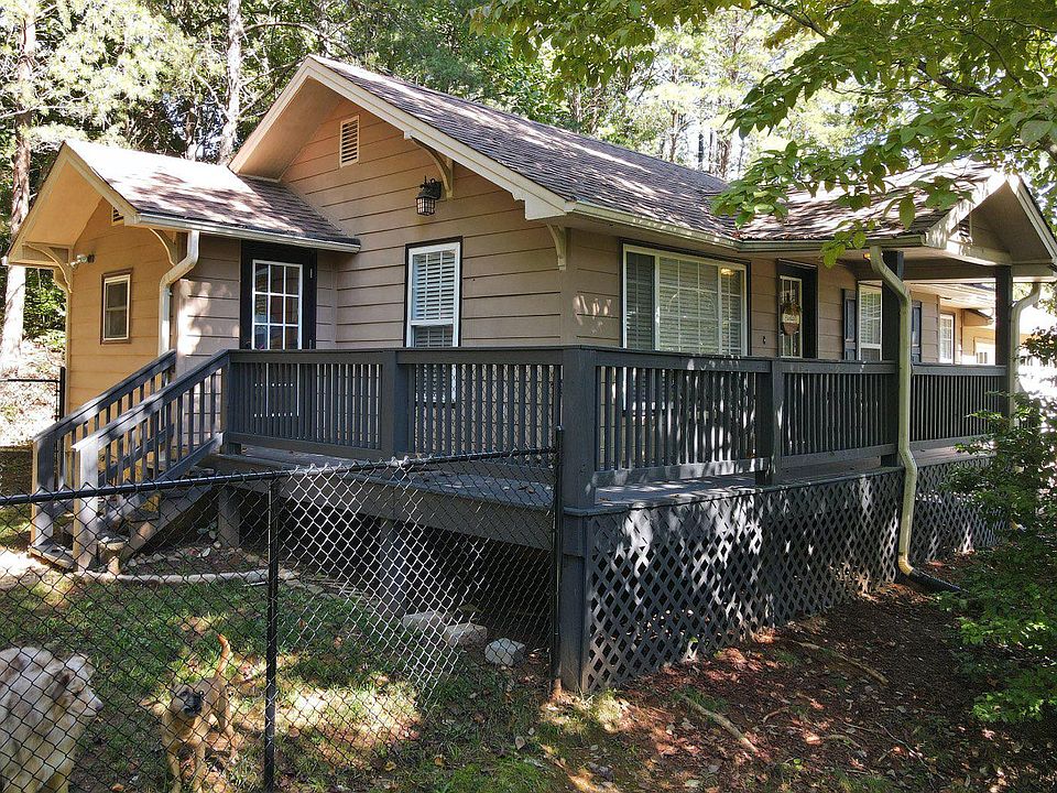 1st image of 44 Bonnie Ln