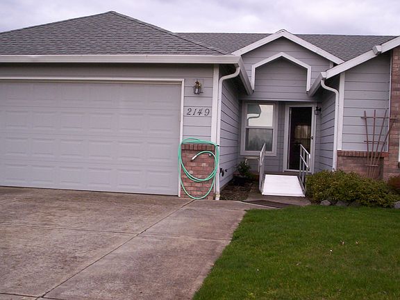 Front showing the ramp.