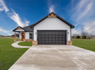 304 Anchor Ln, Gun Barrel City, TX 75156