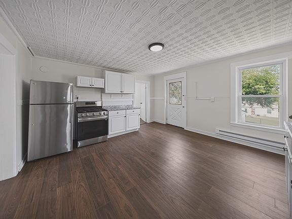 5th image of 26 Vernon St #2