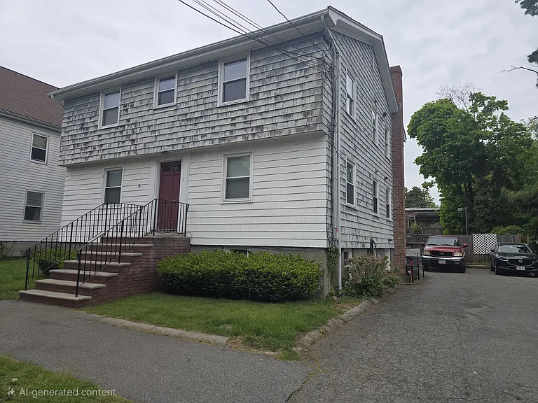 11 Guild St #2R — Photo 1