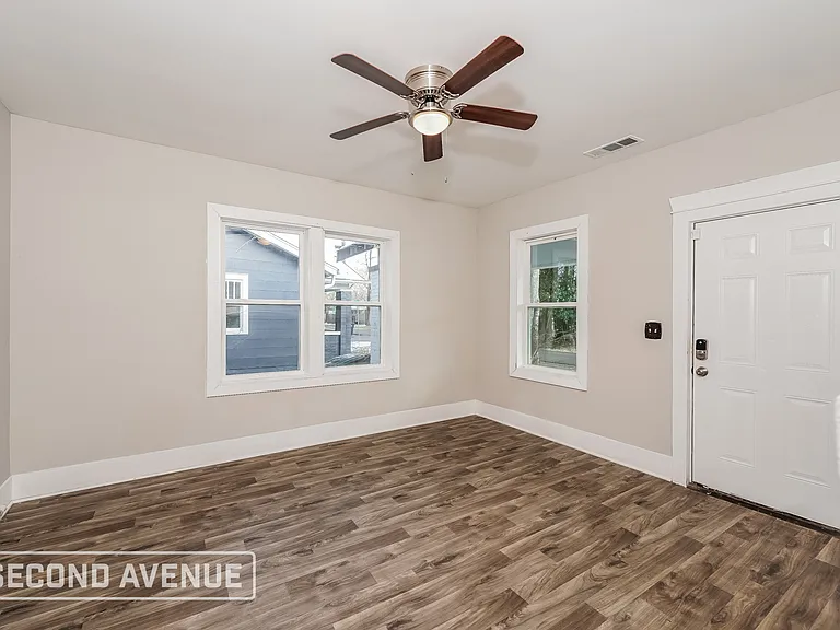 2304 Beulah Ave SW — Photo 8