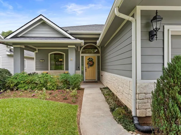 1766 Canyon Lake Creek Dr, Conroe, TX 77304