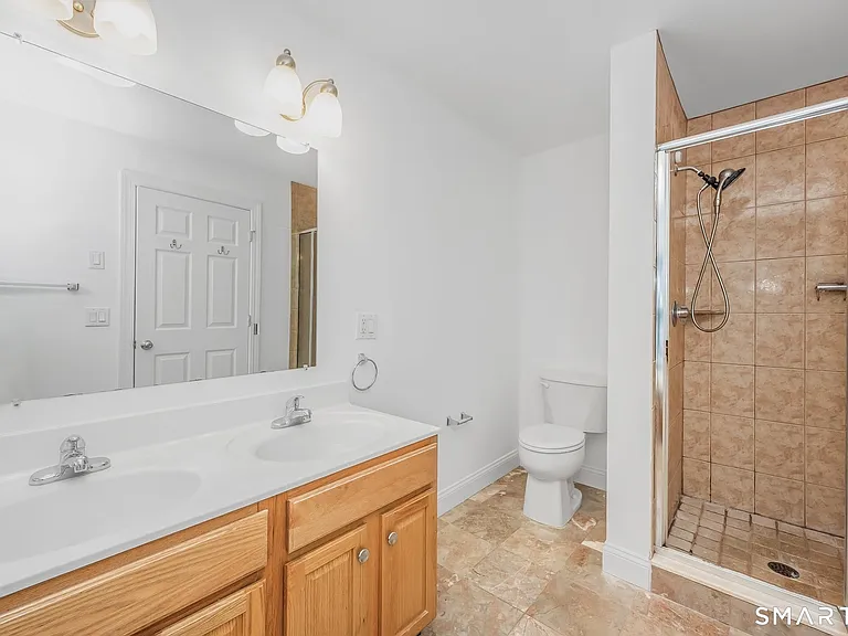 806 Hope St #2 — Photo 16