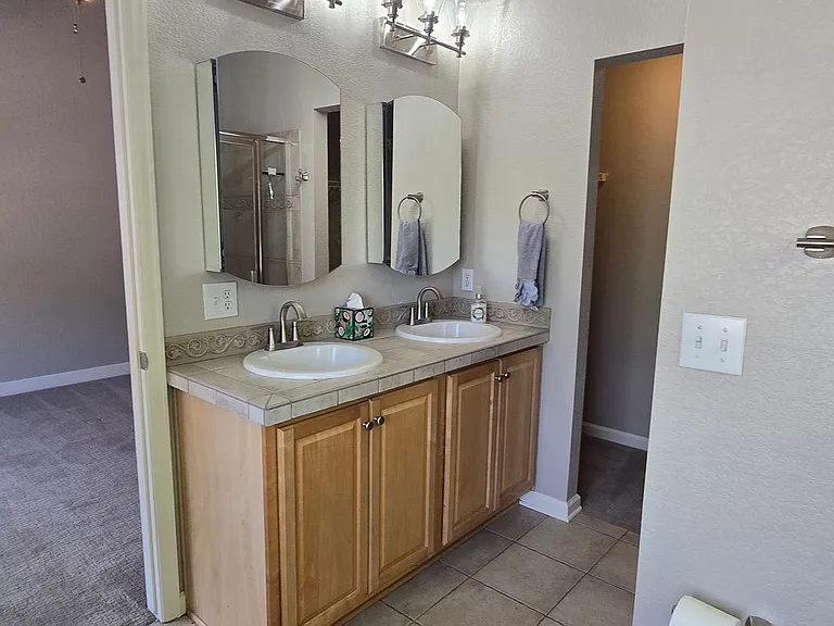 3833 W 118th Pl — Photo 10