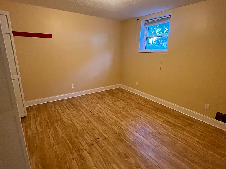 141-1 Maple Hill Ln — Photo 13