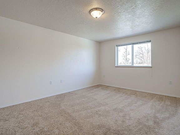 3rd image of 1160 Schurman Dr S #Ca8410502