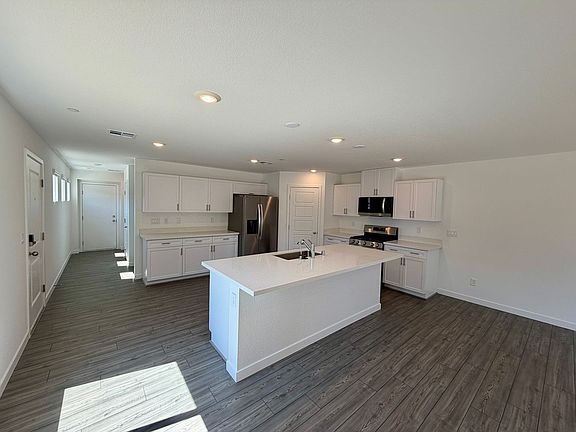 3rd image of 4234 Vivenda St #3