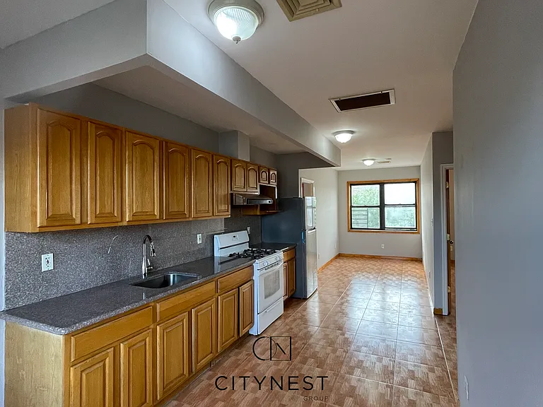 5707 4th Ave #4L — Photo 5