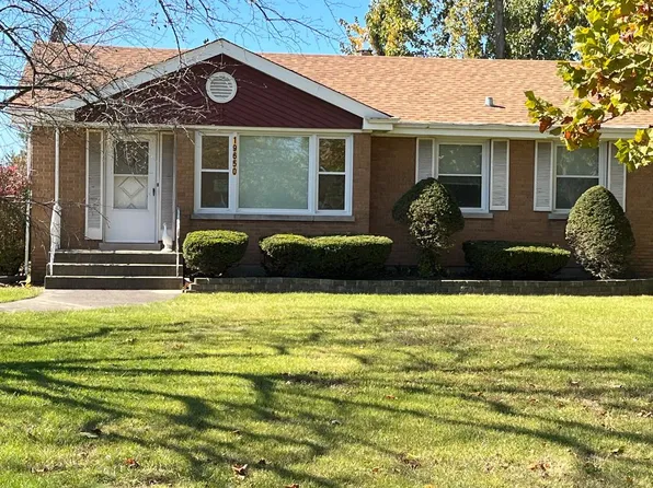 19650 Torrence Ave, Lynwood, IL 60411