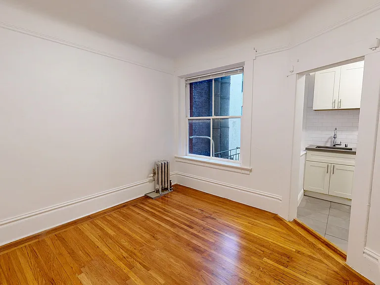 925 Geary Street — Photo 43