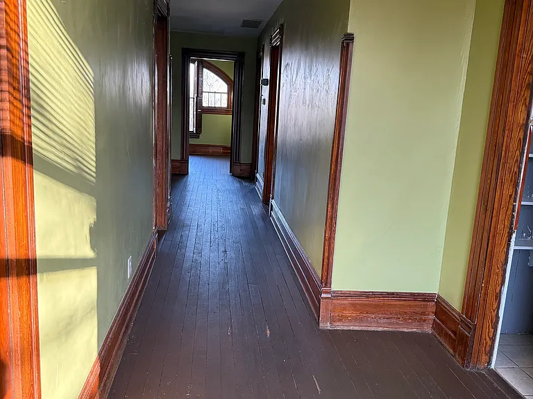 312 N 3rd St — Photo 26