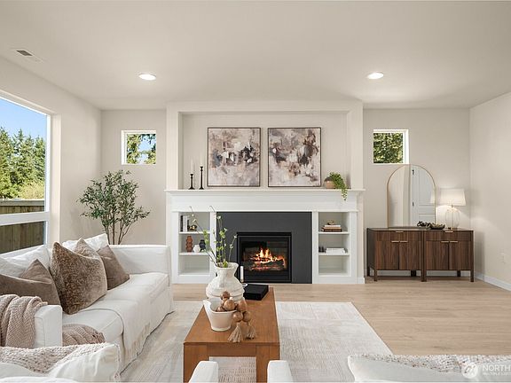 5th image of 16412 30th Avenue E #2