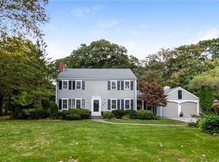 32 Kirkbrae Dr, Lincoln, RI 02865
