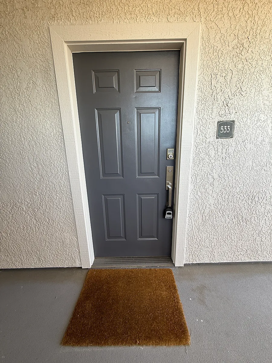 Building Photo - 701 Gibson Dr #533