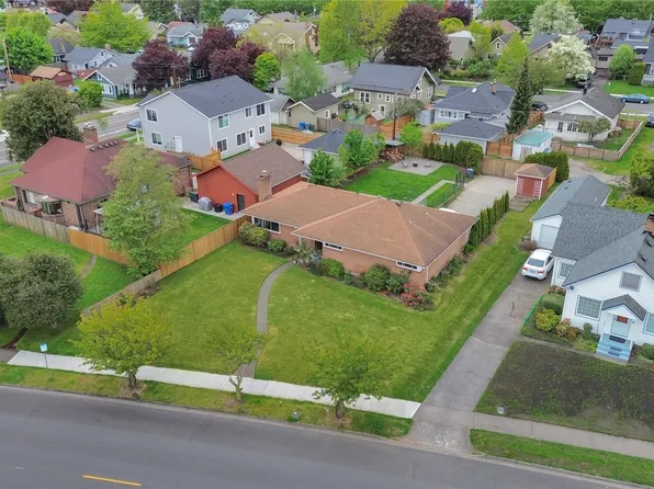 812 Wood Avenue, Sumner, WA 98390