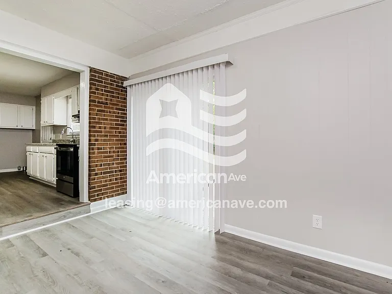 1483817_006_dining_room_12693049.jpg