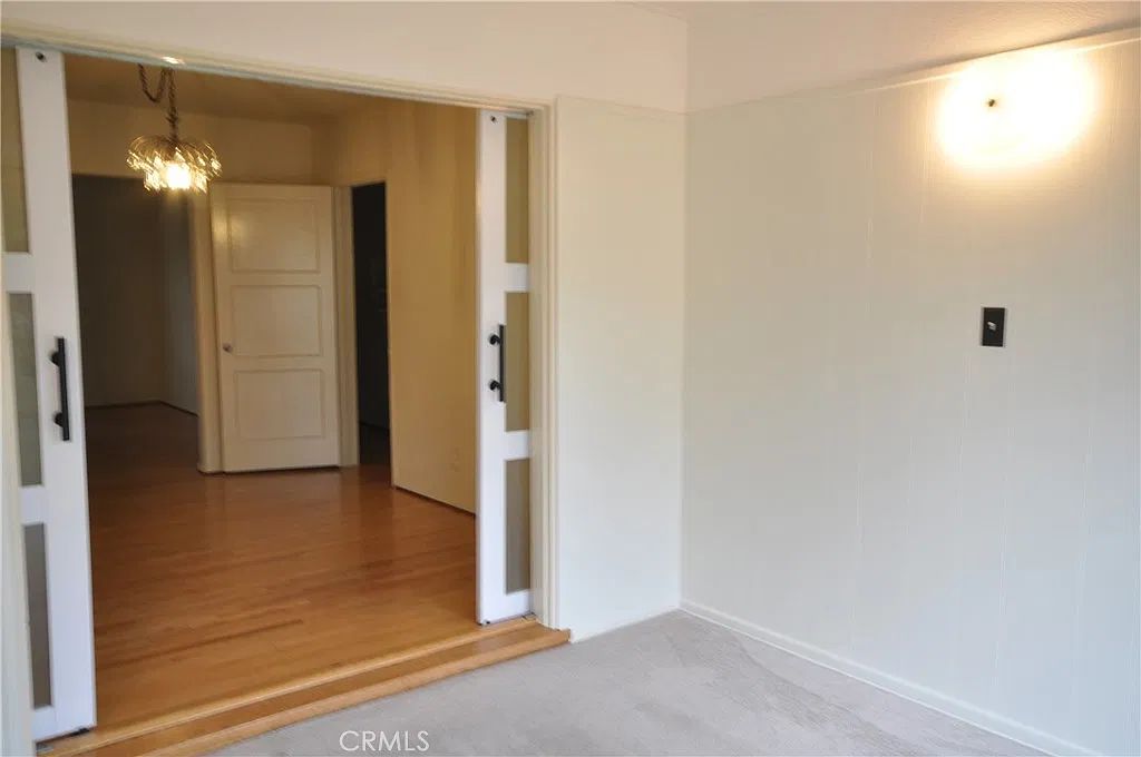 2 bed, 1419 sqft, $4,400 — Photo 4