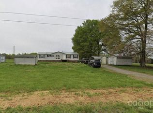 874 Jumping Branch Rd, Blacksburg, SC 29702