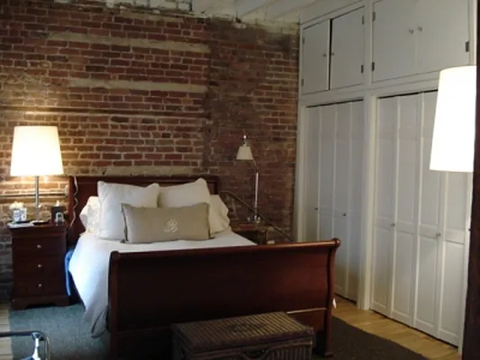 Rented by The Maverik Group LLC | media 41