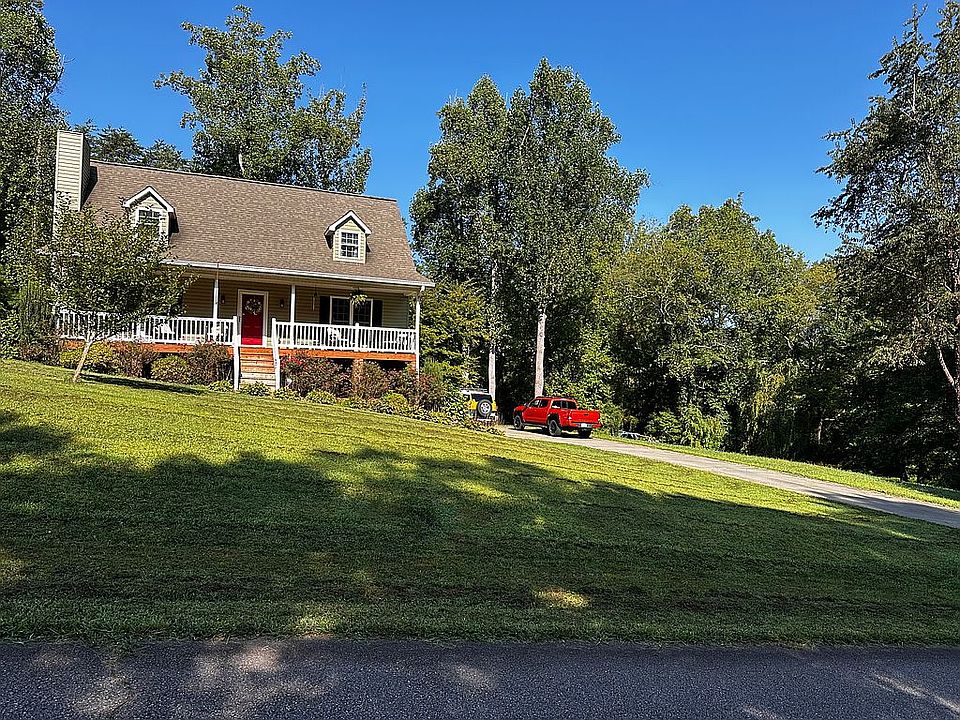 1st image of 152 Mill Brook Dr