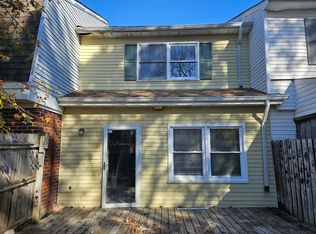 4307 Worthing Ln, Chesapeake, VA 23321