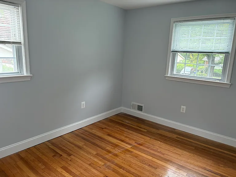 11812 Milbern Dr — Photo 9