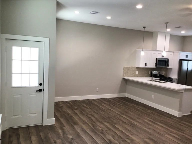 2109 Marnel Rd #G — Photo 7