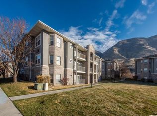 364 N Seven Peaks Blvd UNIT 127, Provo, UT 84606