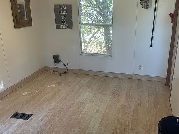 4th image of 3396 County Road 324