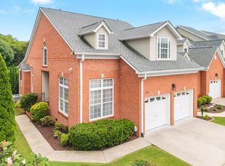 8233 Double Eagle Ct, Ooltewah, TN 37363