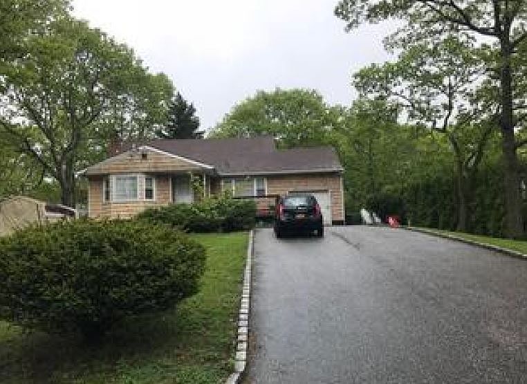 1st image of 204 W End Ave