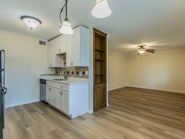 1214 Baylor Ave APT 205, Waco, TX 76706