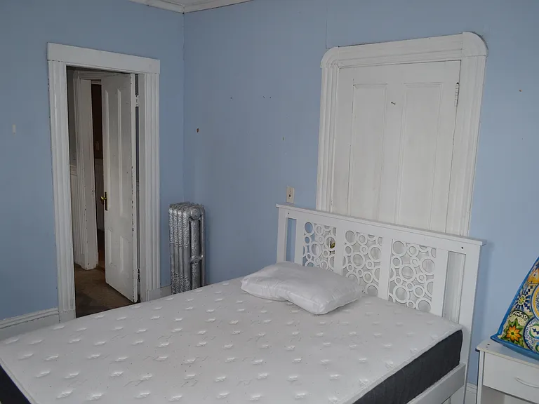 54 Pleasant St #3 — Photo 5