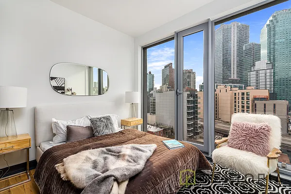 Rented by The KCI Group | media 28