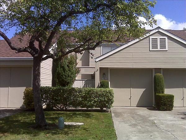 1st image of 2445 Groveview Ct
