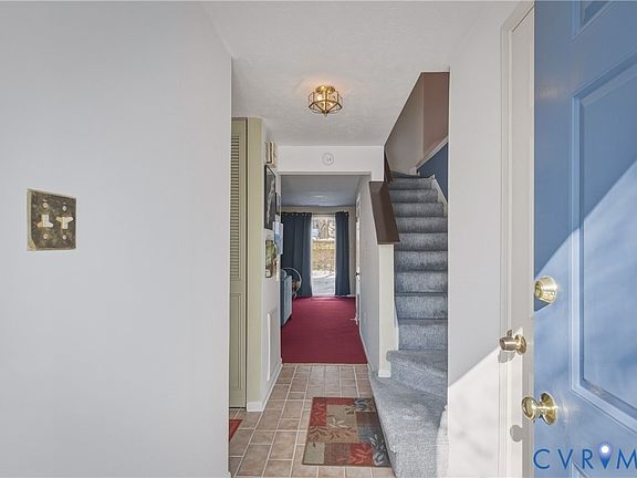 2nd image of 8412 Shannon Green Ct