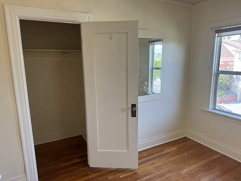 1224 Waterloo St #1224 — Photo 8