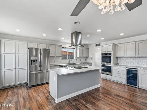 9034 E Bellevue St, Tucson, AZ 85715