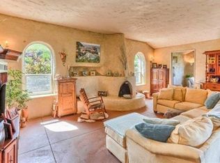 9030 Yank Gulch Rd, Talent, OR 97540