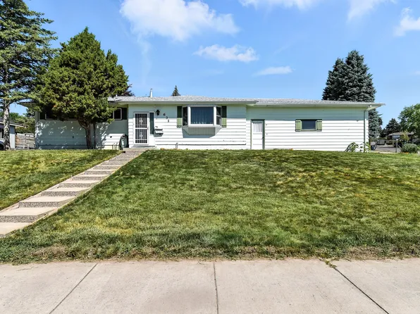 631 Sacajawea Dr, Great Falls, MT 59404