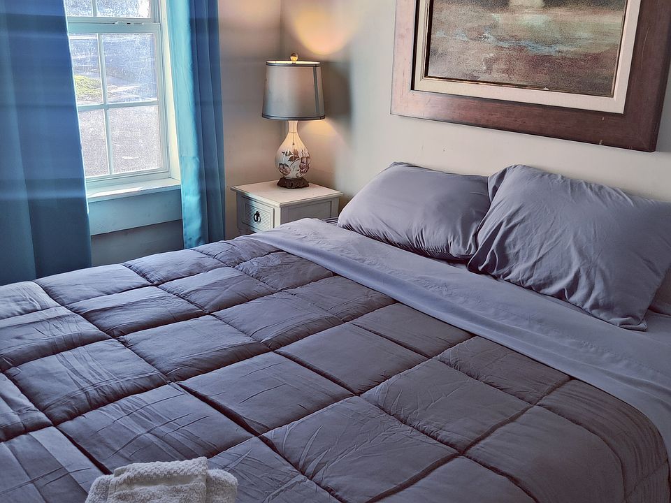 1st image of 157 Lane Ave S Room 2