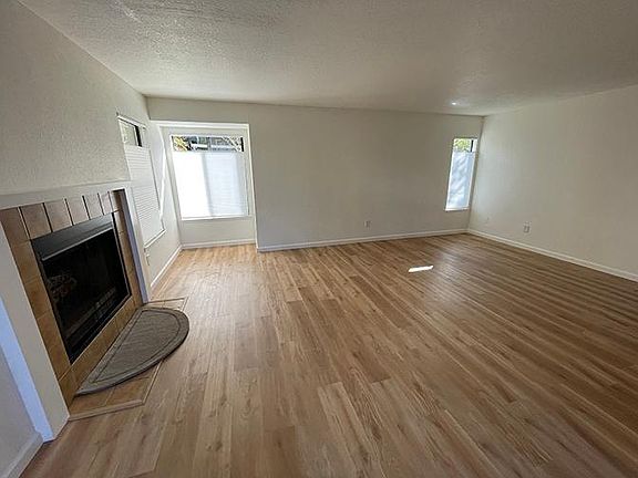 Living room & fireplace