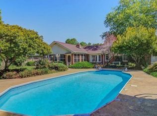 204 Longleaf Rd, Summerville, SC 29486