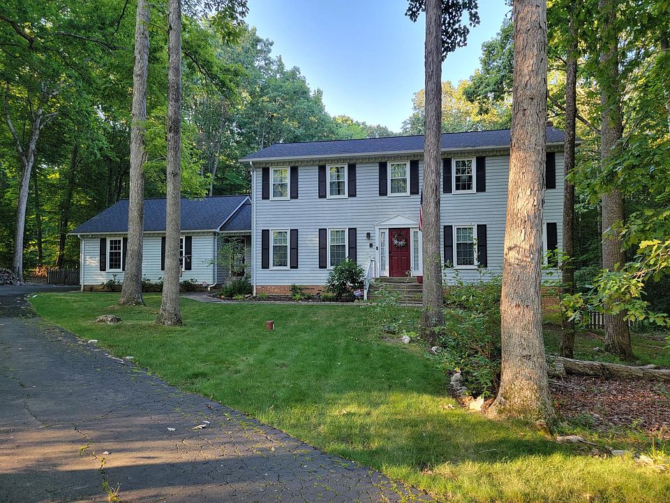 1st image of 8169 Mary Jane Dr