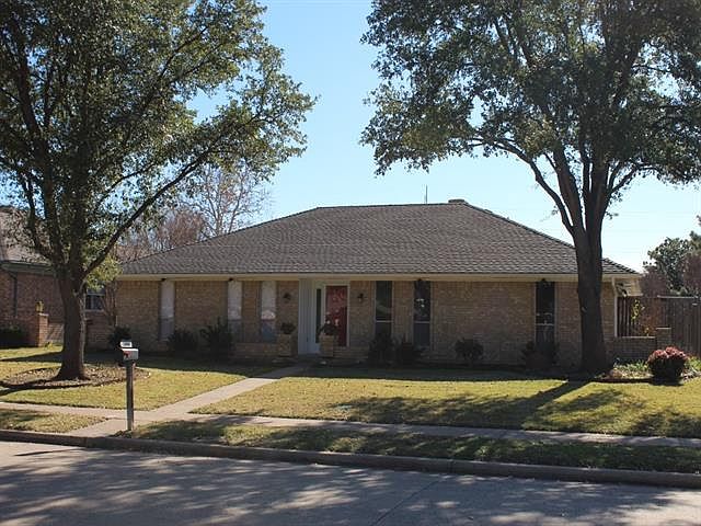 1st image of 1808 Marquette Dr