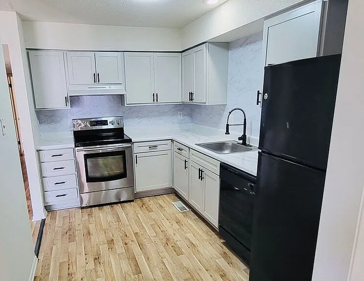 3333 E 113th Ter #A — Photo 3