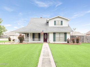 101 Rue Beau Soleil, Broussard, LA 70518