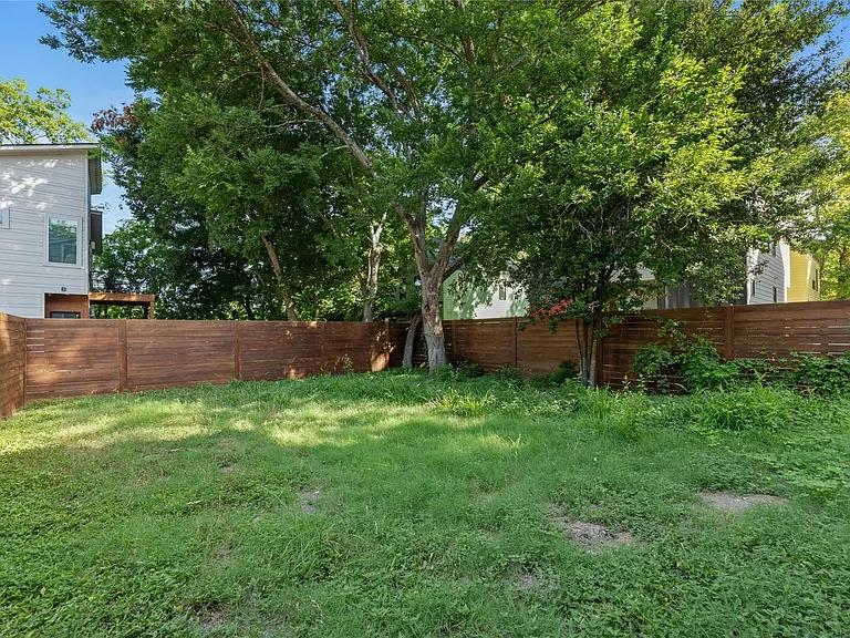 1114 Walton Ln #B — Photo 29