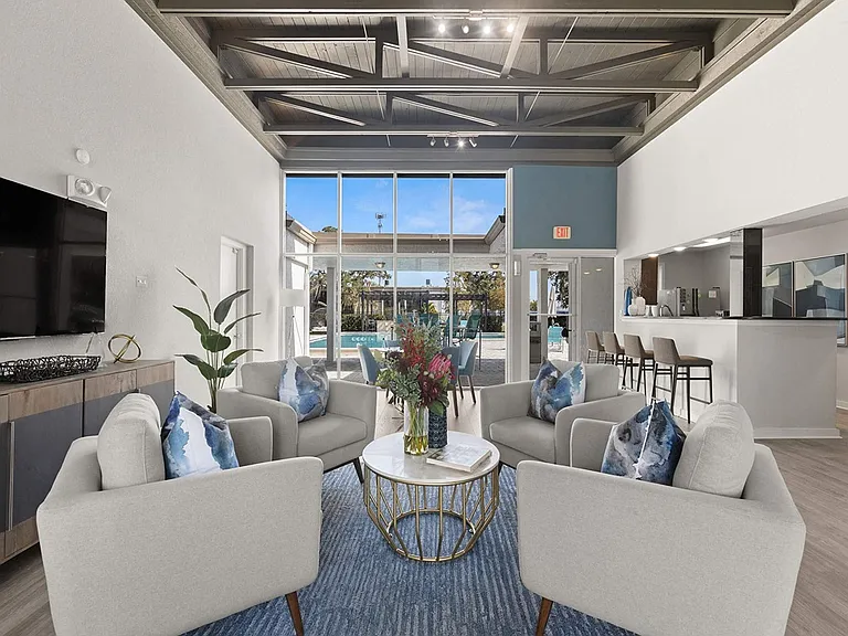 The Pointe at Clearwater — Photo 18